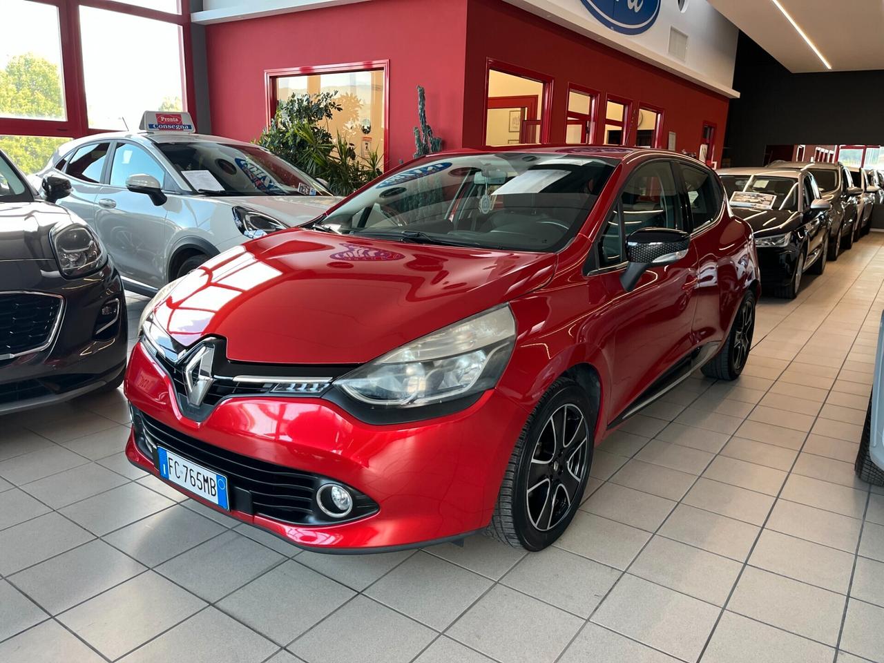 Renault Clio 1.2 75CV 5 porte Life