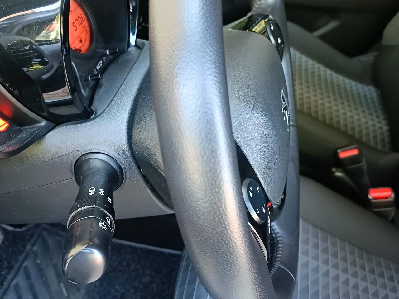 Peugeot 108 VTi 72 S&S 5 porte Allure