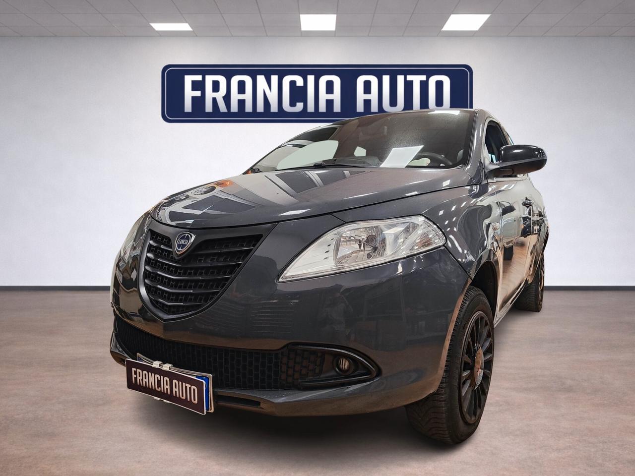 Lancia Ypsilon 0.9 TwinAir 85 CV 5 porte Metano Ecochic Elefantino