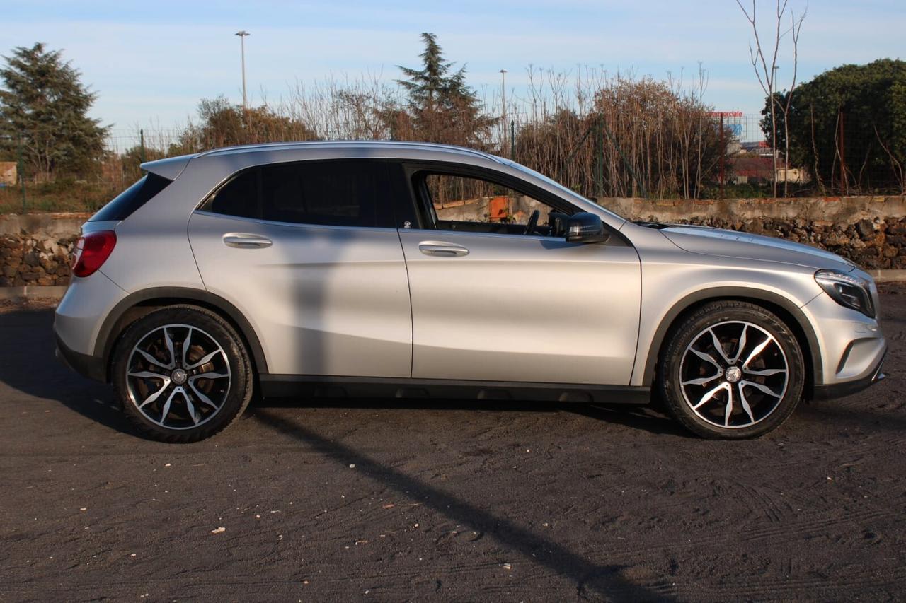 Mercedes-benz GLA Tua A SOLI 204€