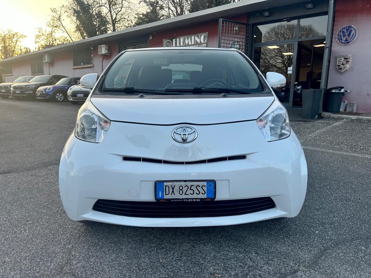 Toyota iQ 1.0 Multidrive Aut. Cerchi Permute Rate GARANTITA