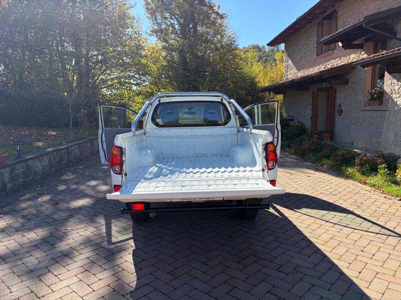 Mitsubishi L200 2.5 DI-D/136CV 4 POSTI