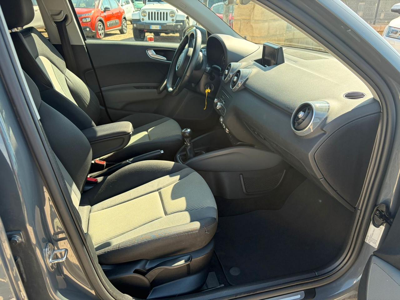 Audi A1 1.0 TFSI ultra Design
