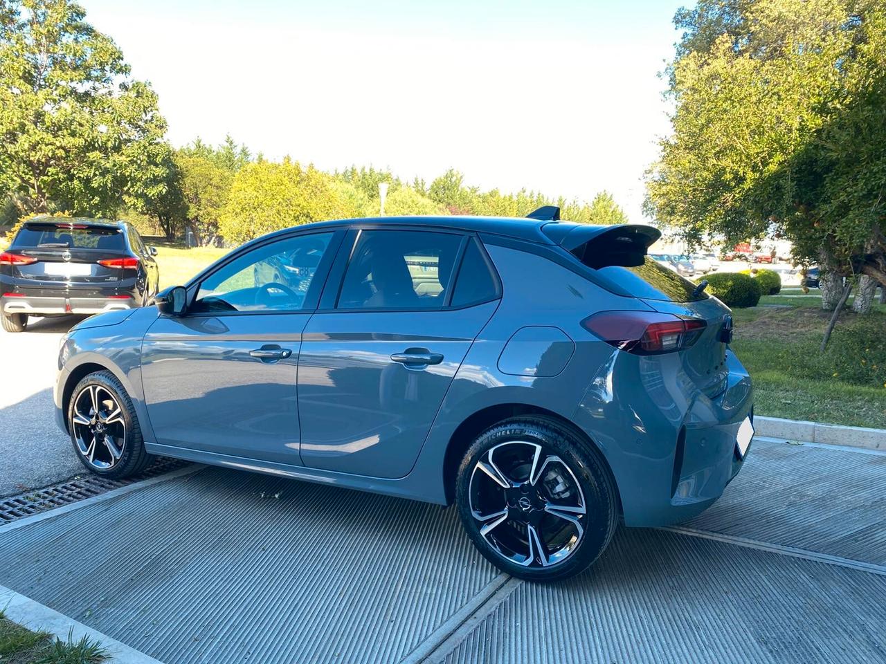 Opel Corsa Hybrid 110 CV aut. GS