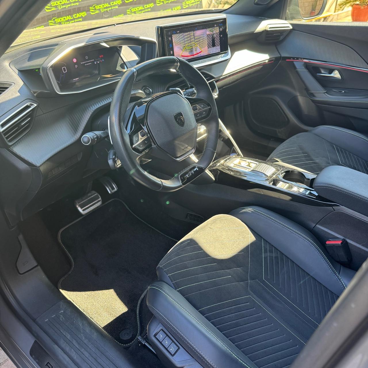 Peugeot 2008 Hybrid GT