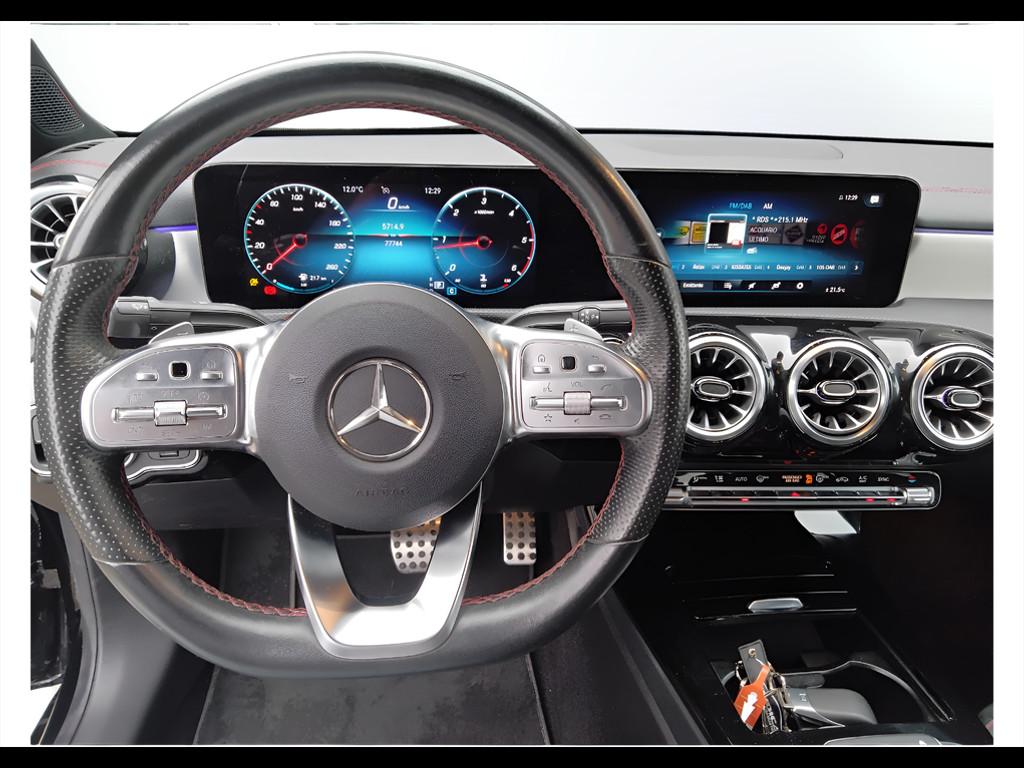Mercedes-Benz CLA Coupe - C118 - CLA Coupe 180 d Premium auto