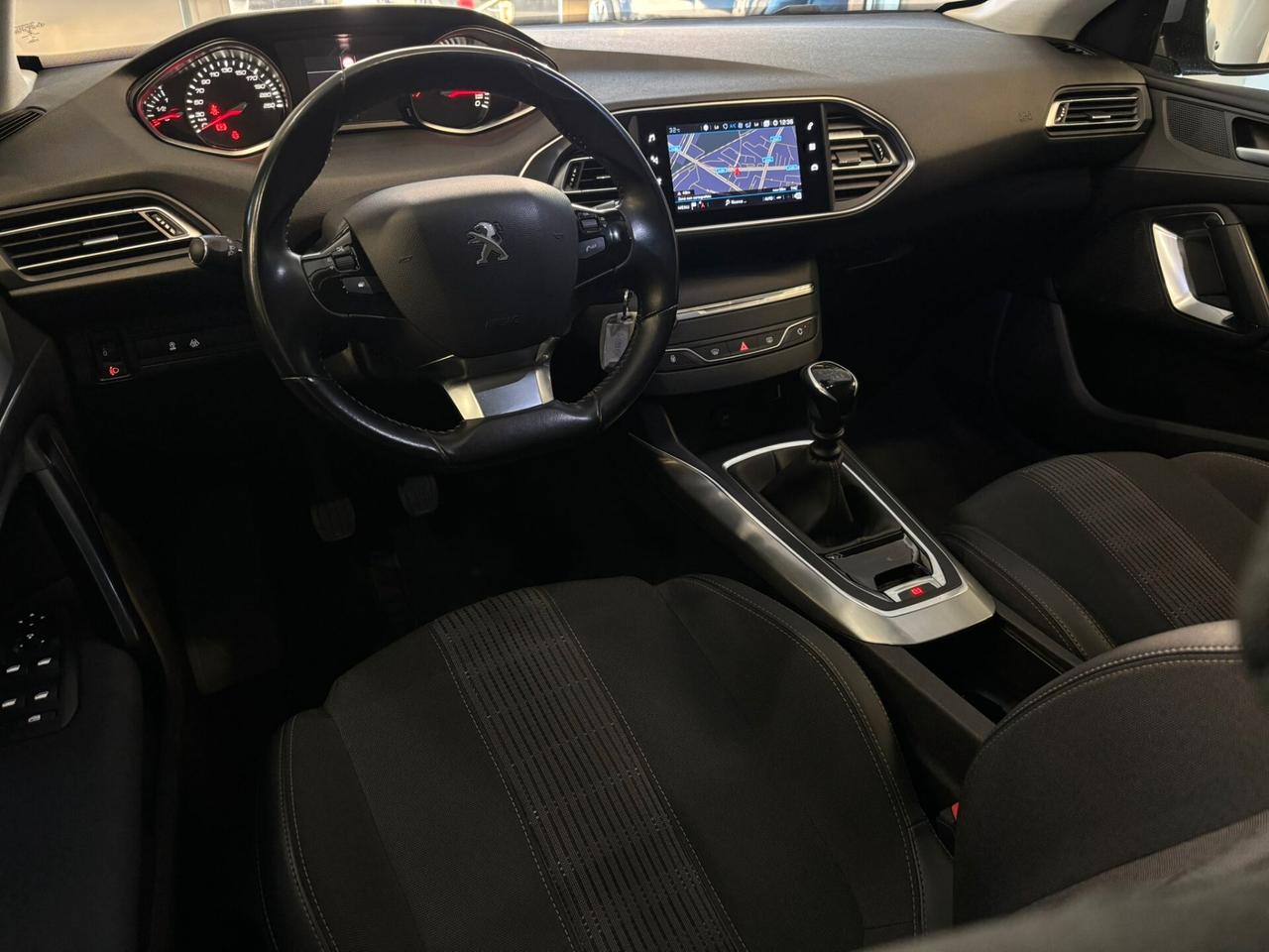 Peugeot 308 1.2 PureTech Turbo 130 S&S Allure