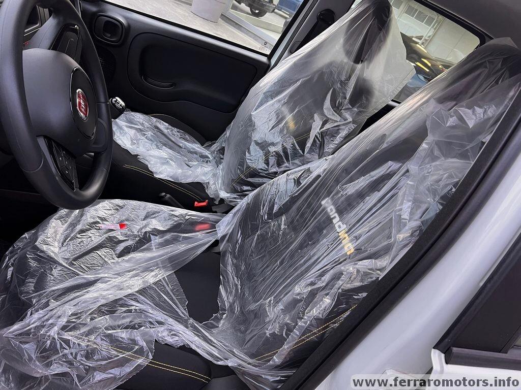 Fiat Panda 1.0 FireFly S&S Hybrid Pandina