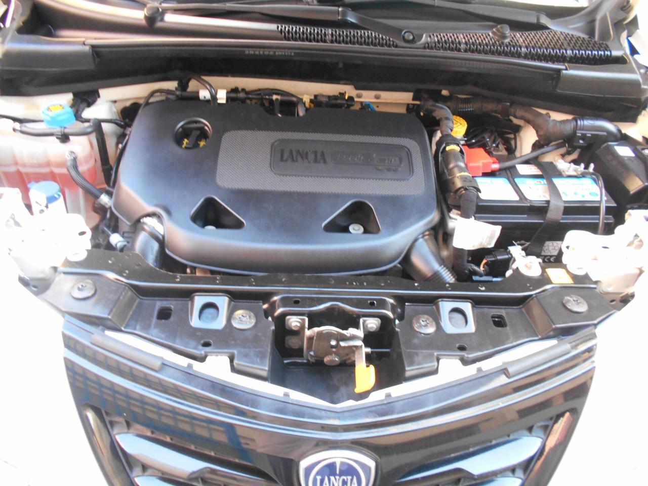 Nissan Micra 1.2 12V 5 porte GPL Eco Comfort