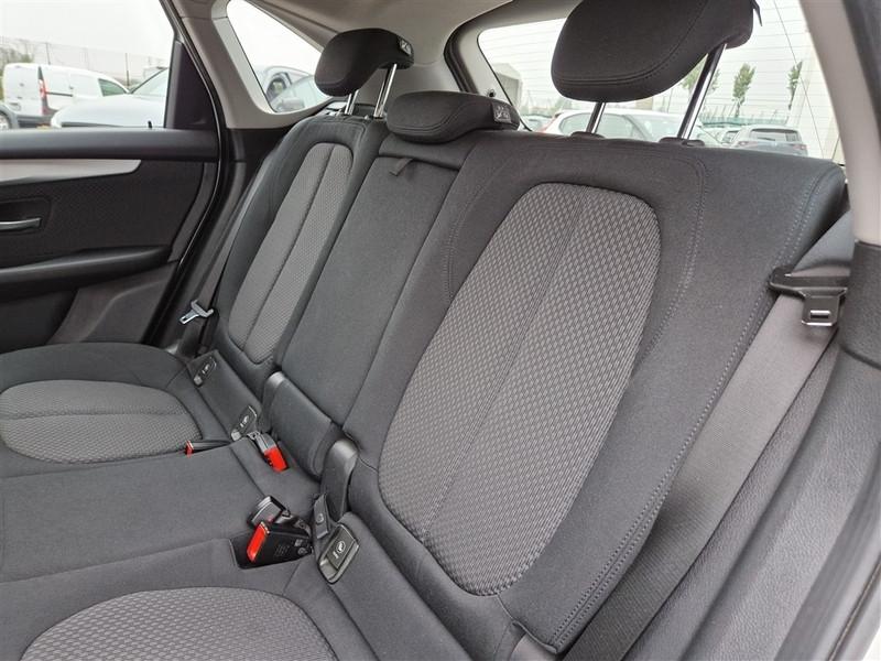 BMW 225 e ACTIVE TOURER iPerformance Business autom.