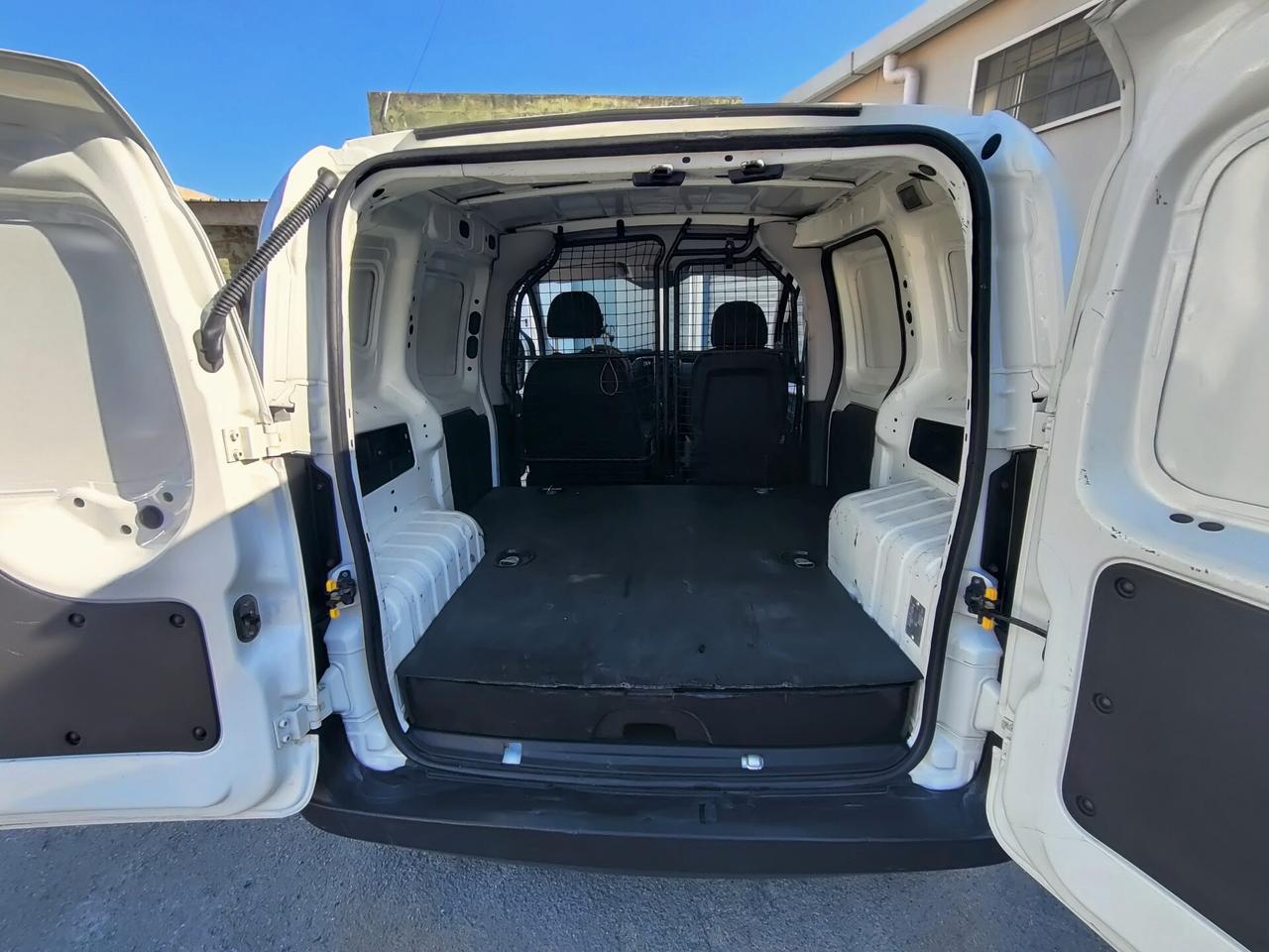Fiat Fiorino 1.4 8V CNG 70CV Cargo SX