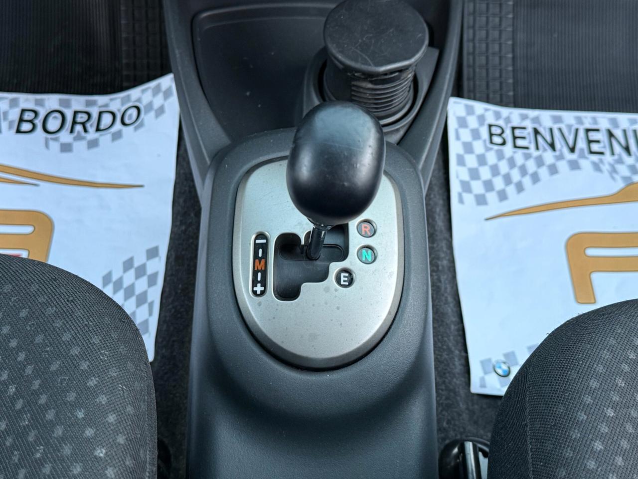 Toyota Yaris 1.4 D-4D 5 Porte M-MT Sol - 2011