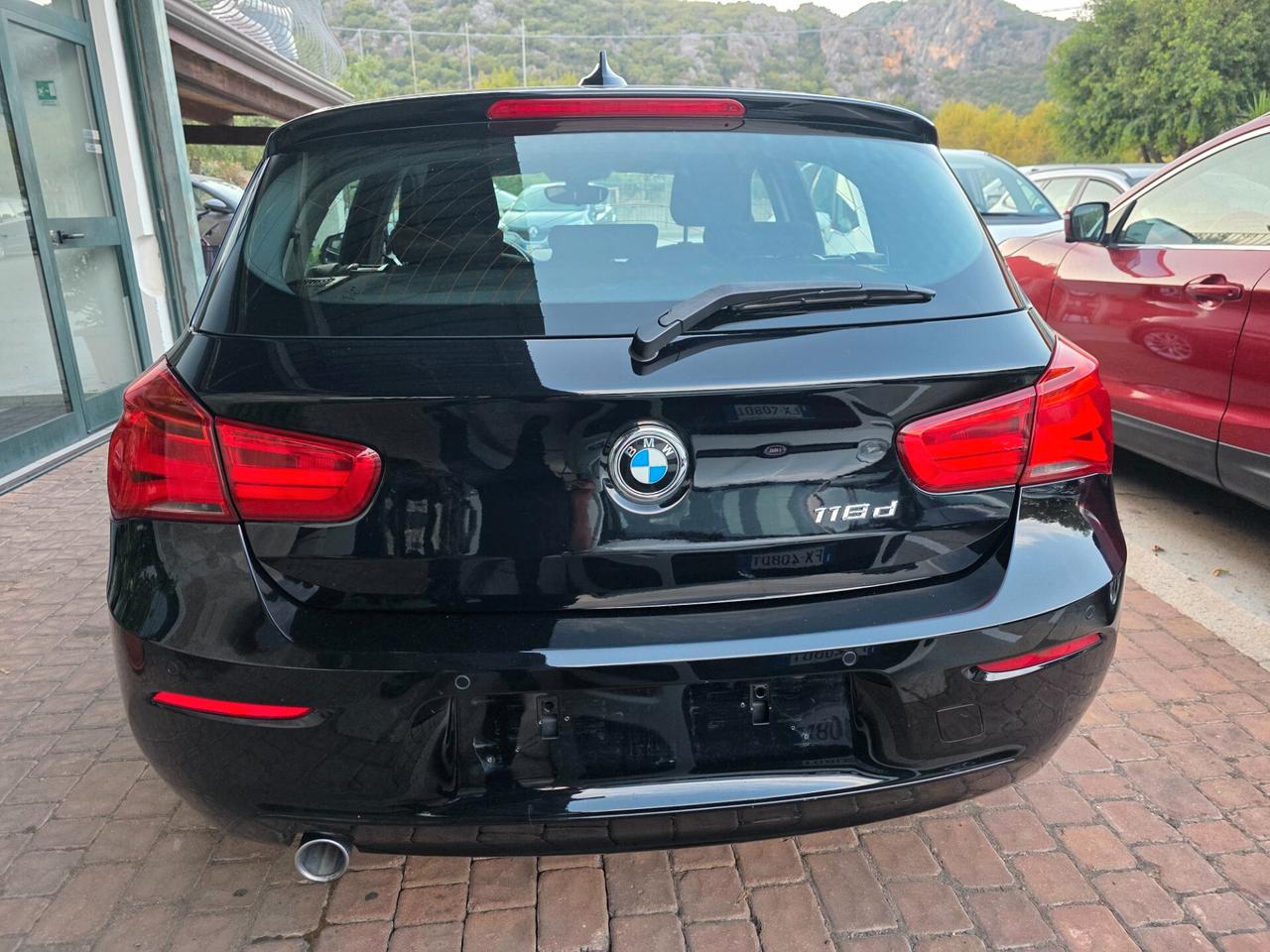 Bmw 118d 5p. Advantage