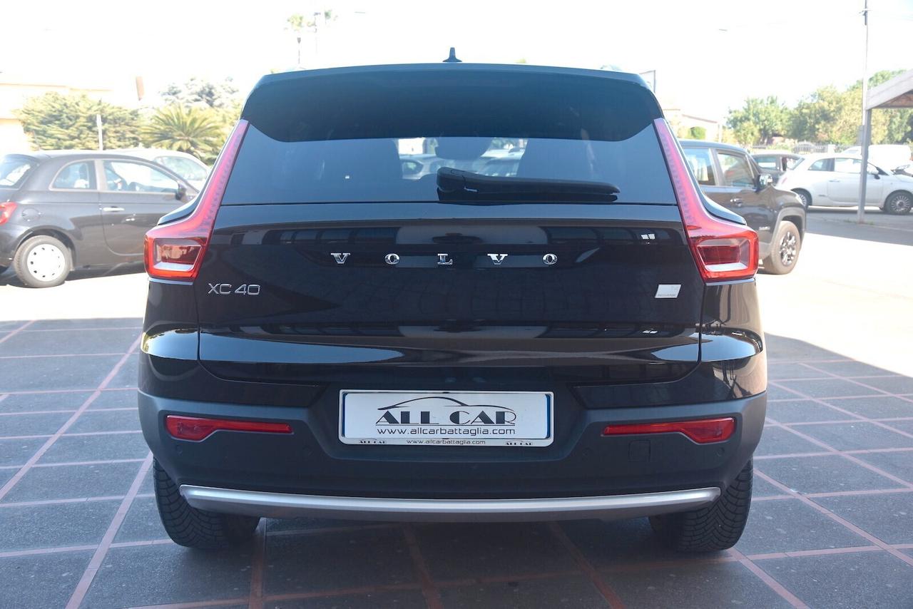 Volvo XC40 T4 Recharge Plug-in Hybrid Core