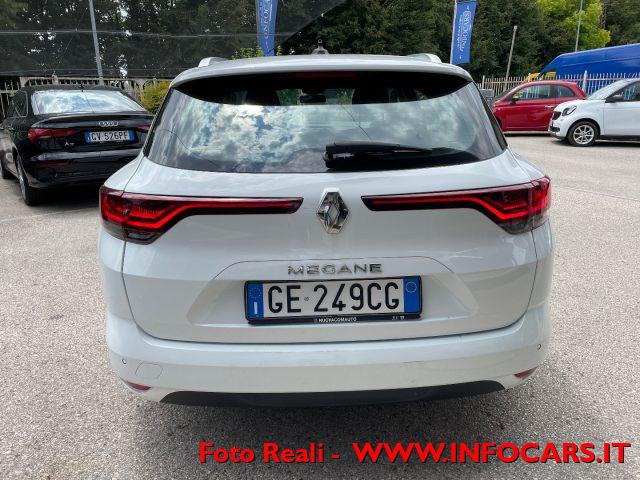 RENAULT Megane Sporter Blue dCi 115 CV Business AUTOCARRO N1