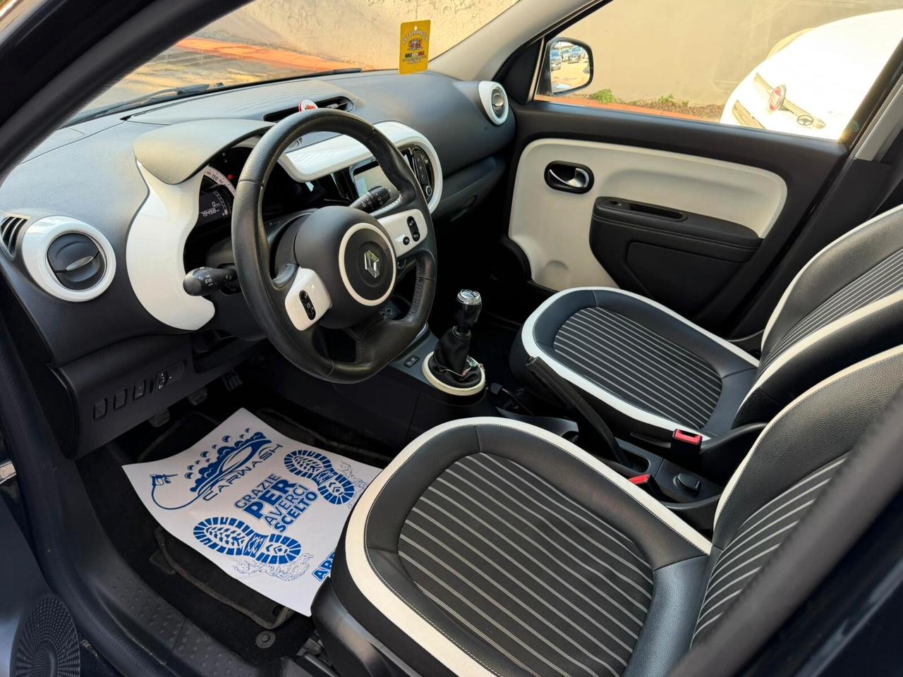 Renault Twingo SCe 65 CV Intens