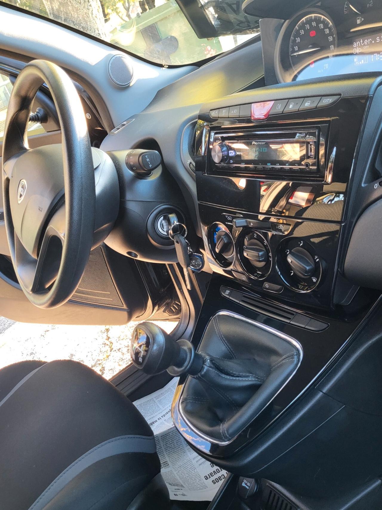 Lancia Ypsilon 1.2 GPL-5 POSTI-23 EURO KM 370!!!UNICO PROPRIETARIO
