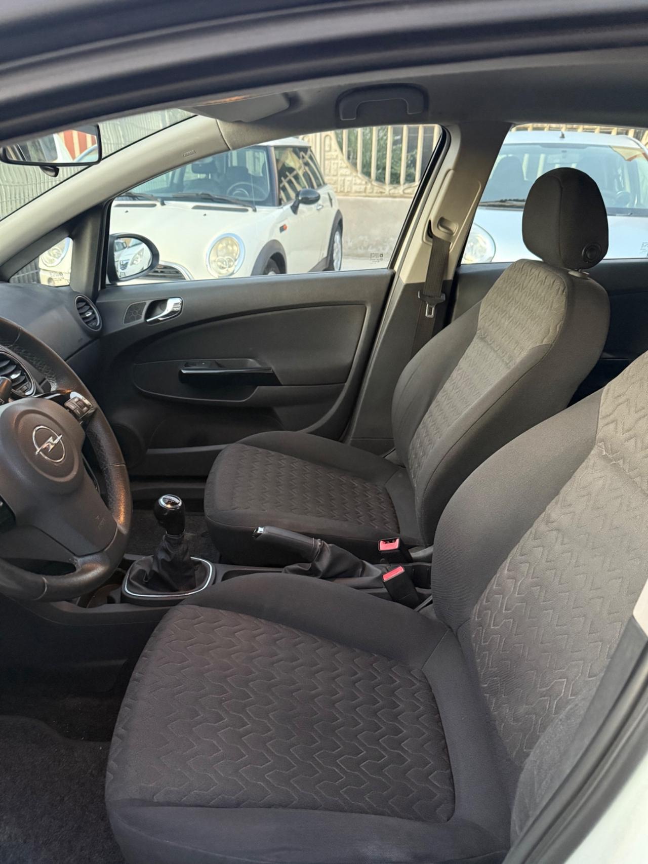 Opel Corsa 1.2 5 porte X neo patentati