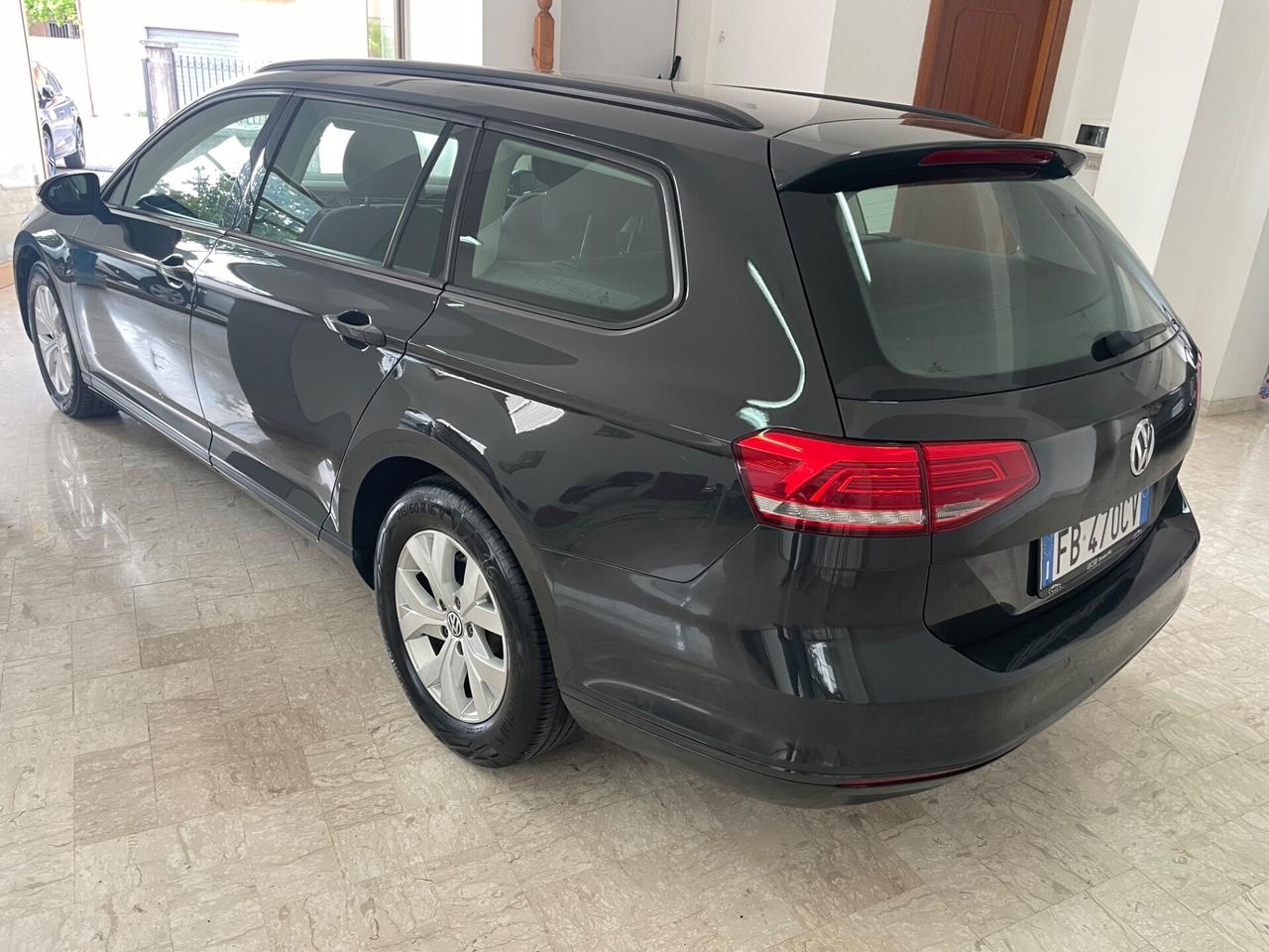 VOLKSWAGEN PASSAT 1.6 TDI TRENDLINE “COME NUOVA”