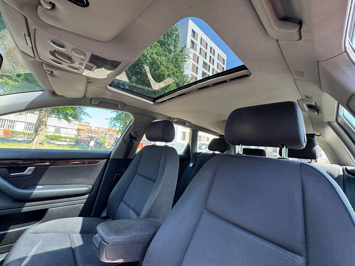 Audi A4 Avant 2.5 V6 tdi 163cv