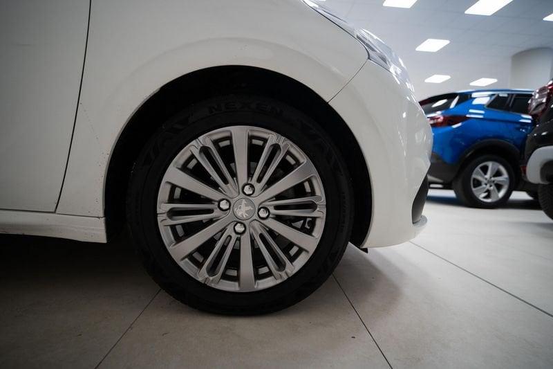 Peugeot 208 5p 1.2 puretech Allure gpl 82cv