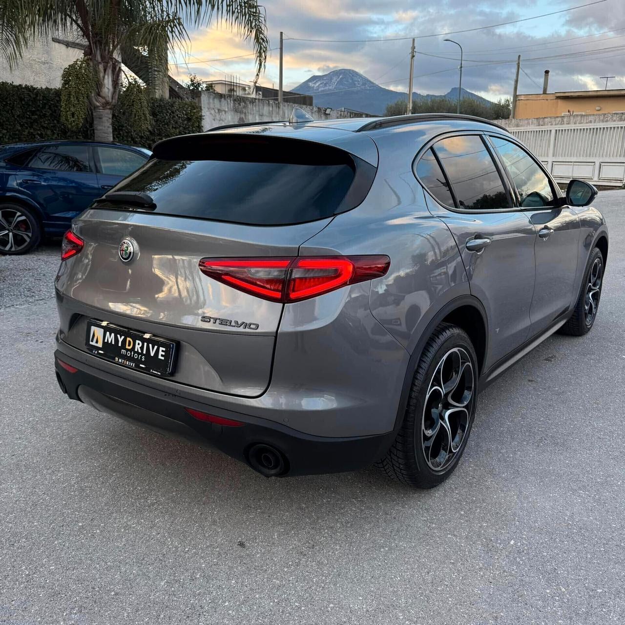 Alfa Romeo Stelvio 2.2 Turbodiesel 210 CV AT8 Q4 B-Tech