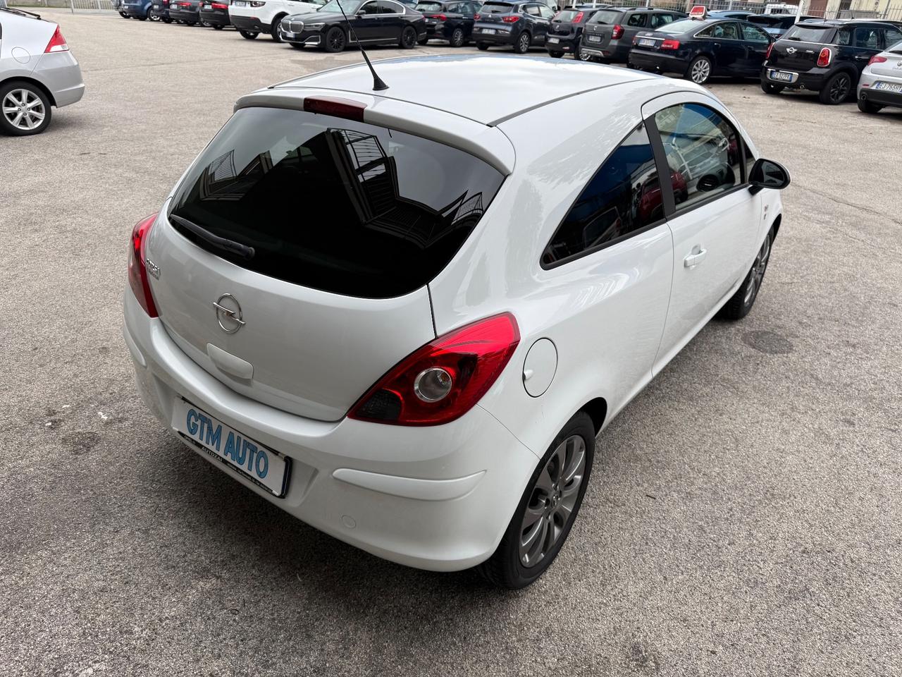 Opel Corsa 1.2 3 porte - 77000KM