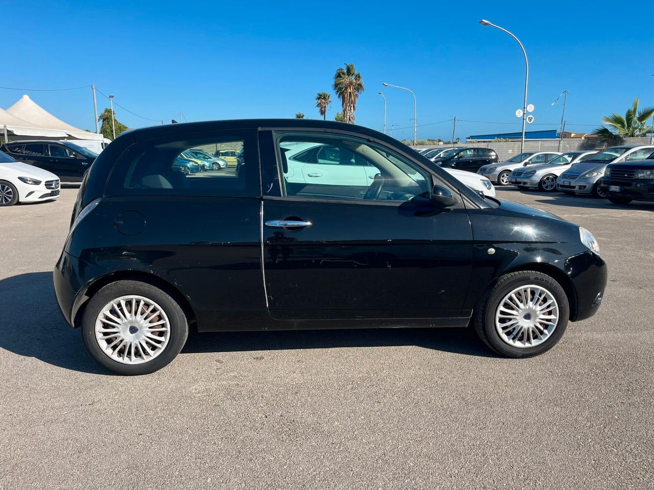 Lancia Ypsilon 1.2 Oro