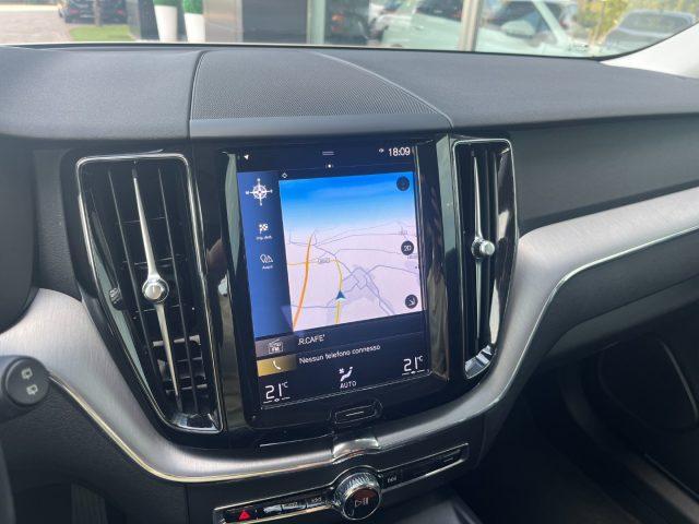 VOLVO XC60 B4 AWD GEARTRONIC 197CV MOMENTUM PRO