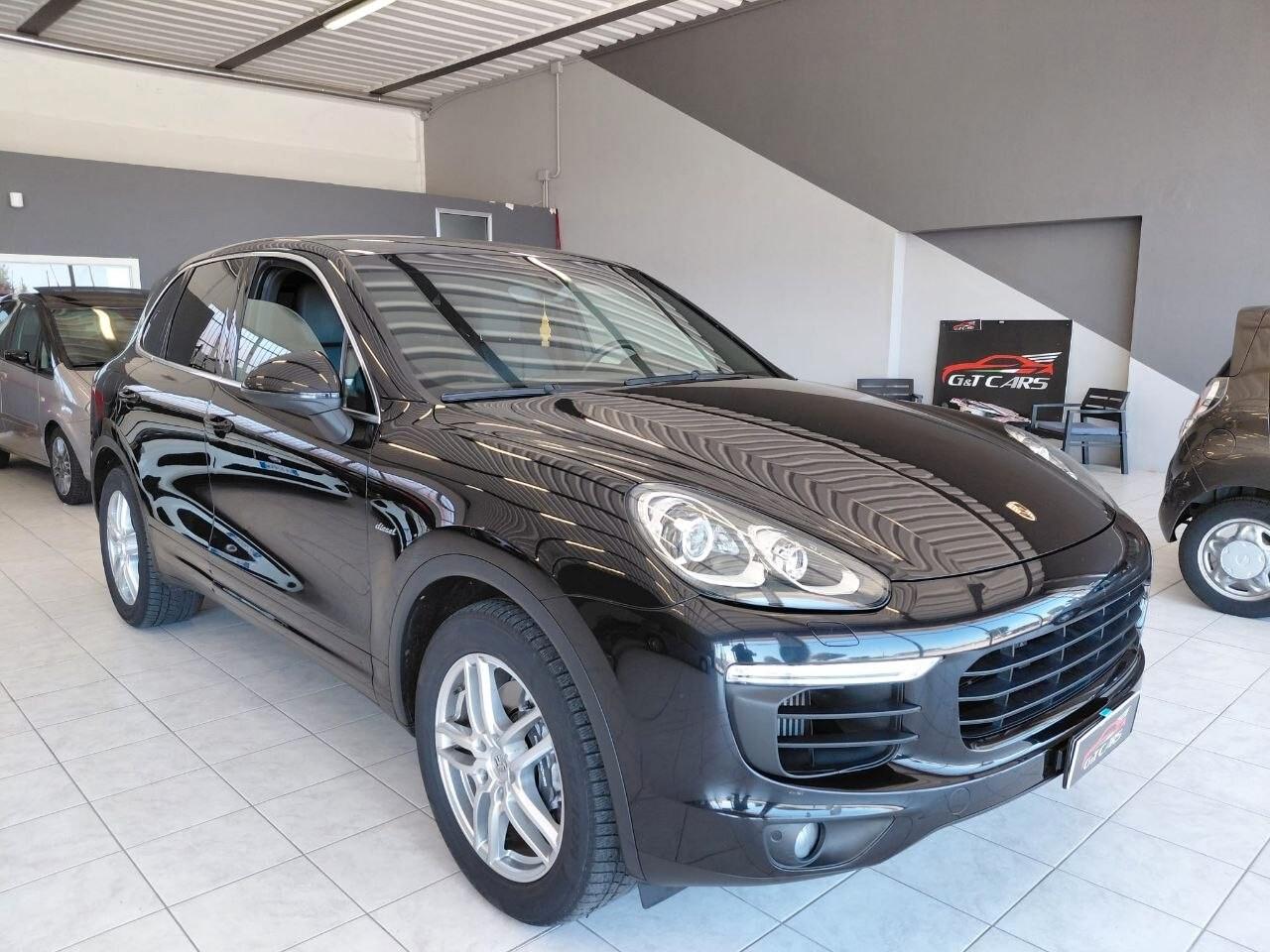 Porsche Cayenne 3.0 Diesel KM 157.000
