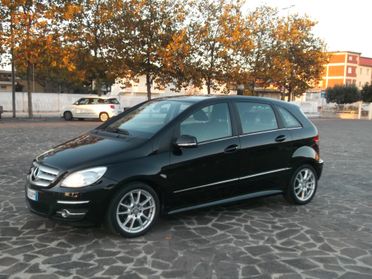 Mercedes B 180 CDI Automatic Full 2011