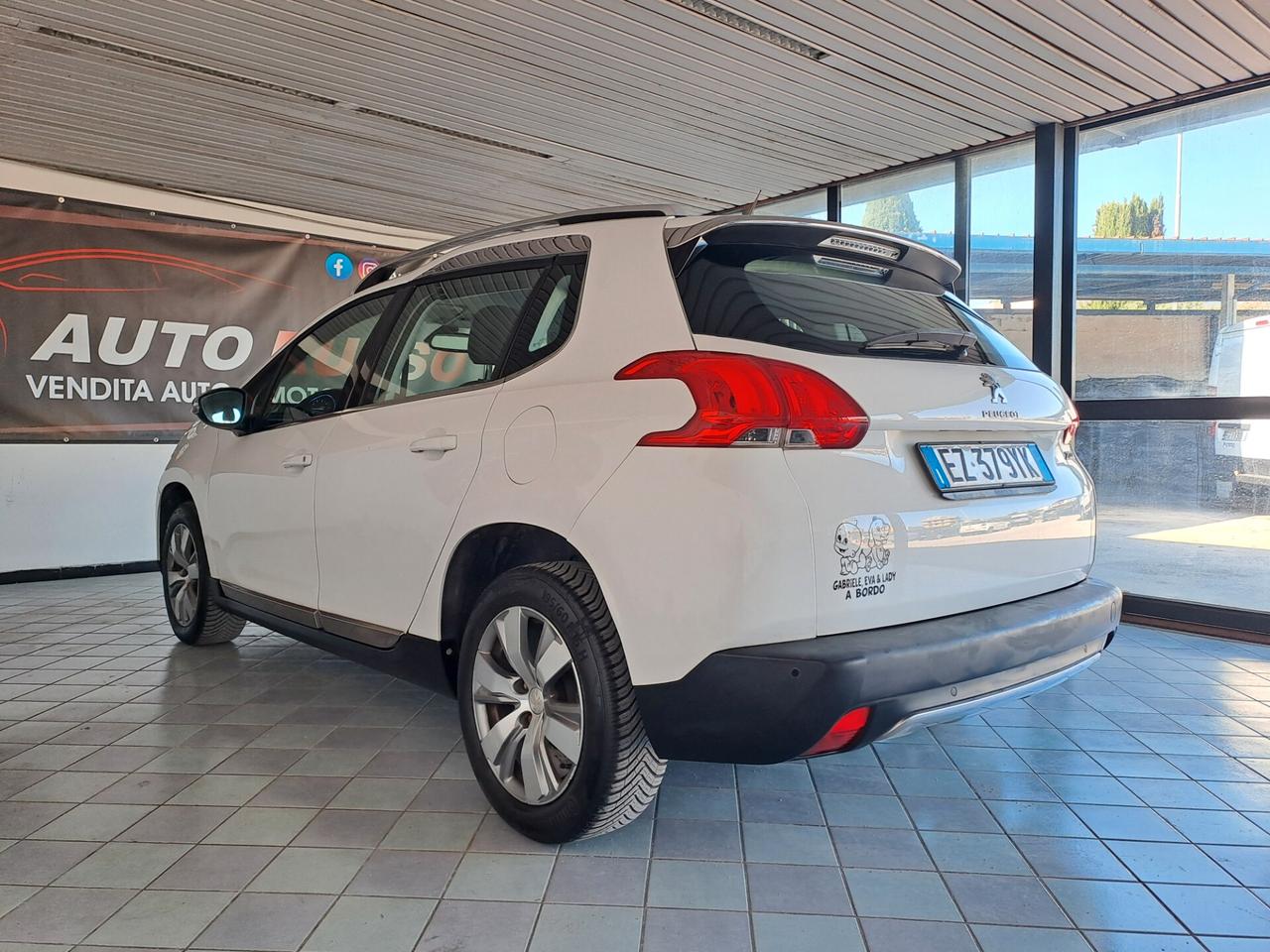 Peugeot 2008 1.2 PureTech 82 Allure