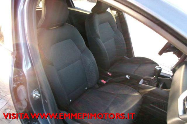 RENAULT Clio TCe 90 CV 5 porte Business