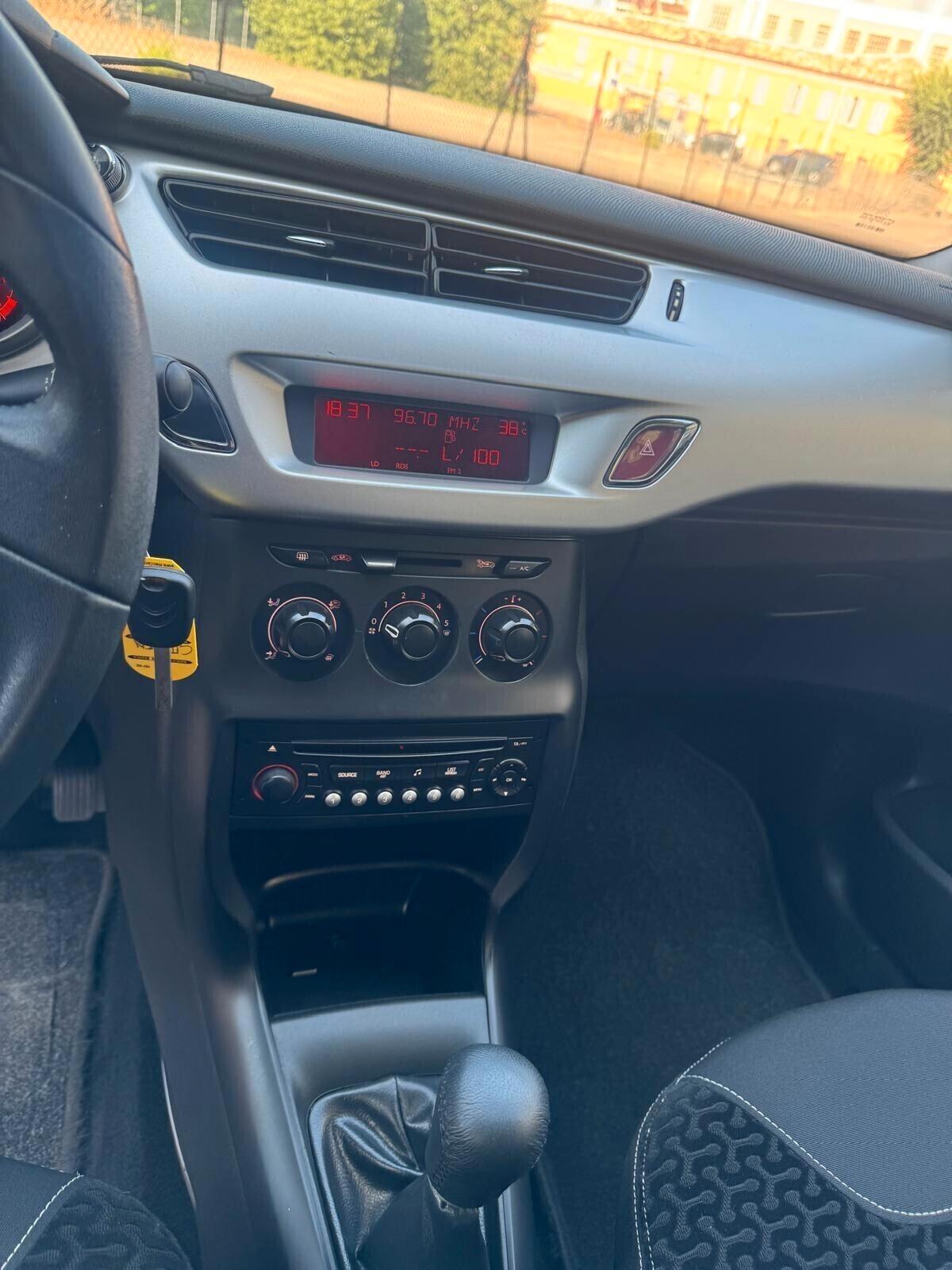 Citroen C3 Anno 2010 1.4 Benzina Euro 5 Perfect