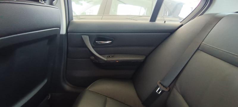 BMW Serie 3 x drive tds autom. Berlina 320