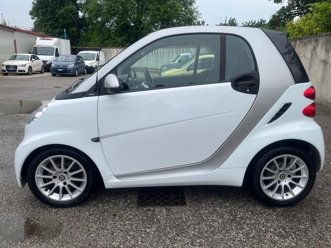 Smart for two 1.0 mhd - passion/navi -2012