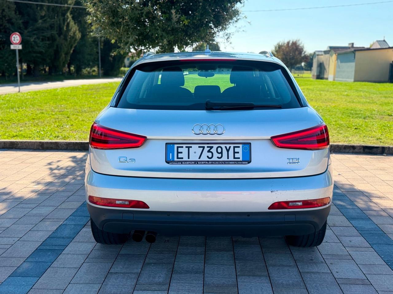 Audi Q3 2.0 TDI quattro S tronic Business Plus