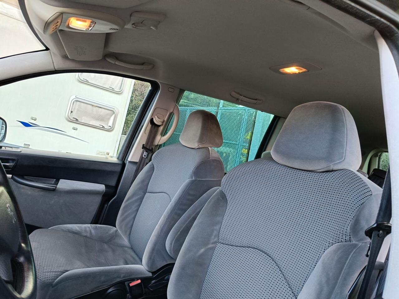 Peugeot 807 2.0 HDi - 7 posti