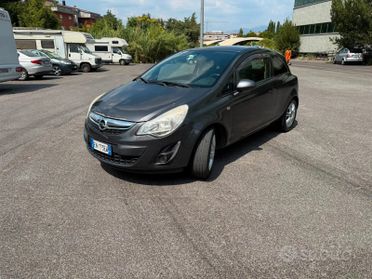 OPEL CORSA AUTOMATICA GPL