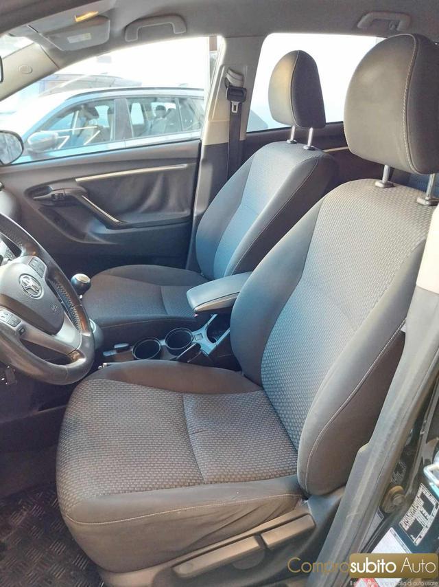 TOYOTA Verso 2.0 D Active 7 posti