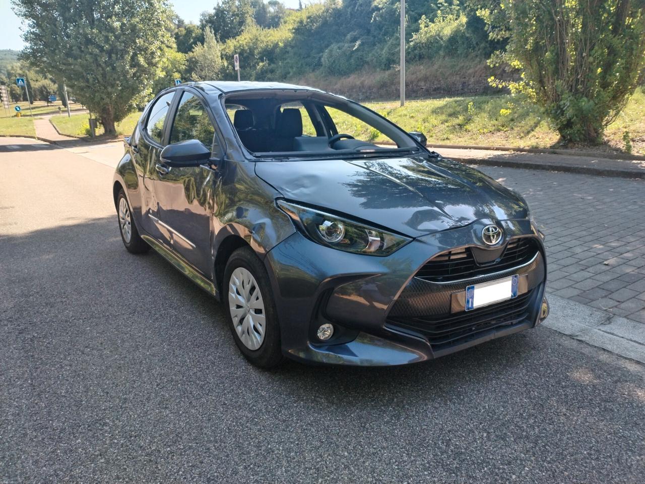 Toyota Yaris 1.0 5 porte Incidentata/Sinistrata