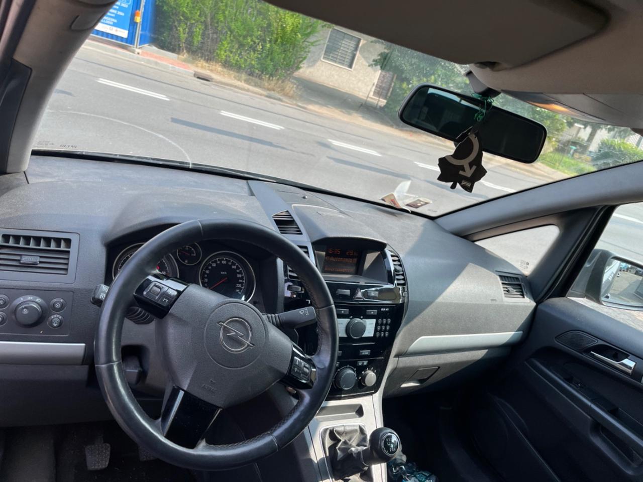 Opel Zafira 1.9 16V CDTI 150CV Cosmo