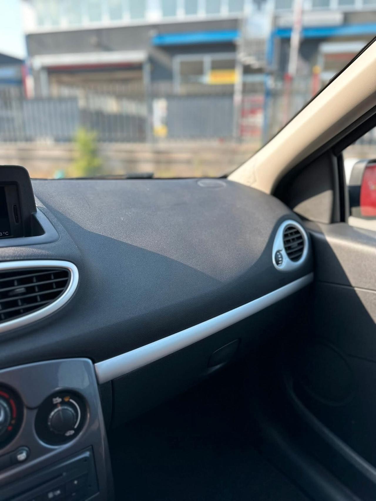 Renault Clio 1.2 16V 5 porte GPL Dynamique NEOPATENTATI