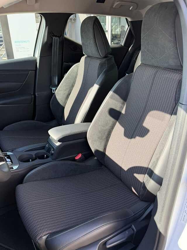 DS DS 3 3 BlueHDi 130 aut. Performance Line