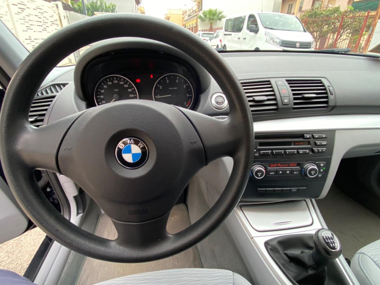 Bmw 116 116i cat 5 porte Attiva