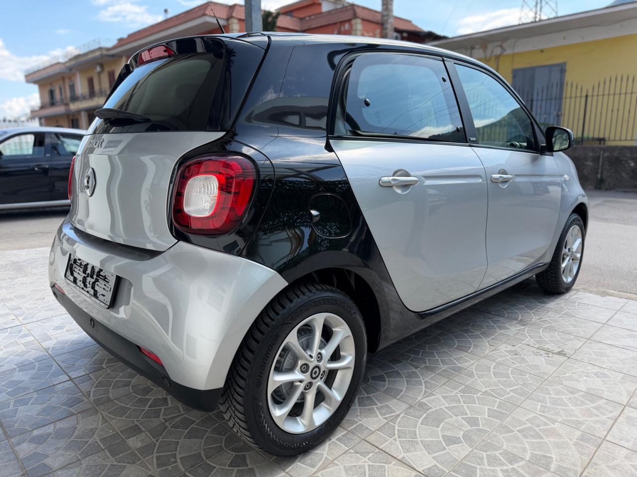 Smart ForFour 70 1.0 Passion