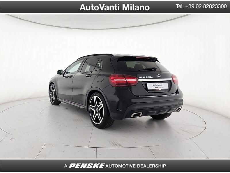 Mercedes-Benz GLA GLA 220 d Automatic Premium