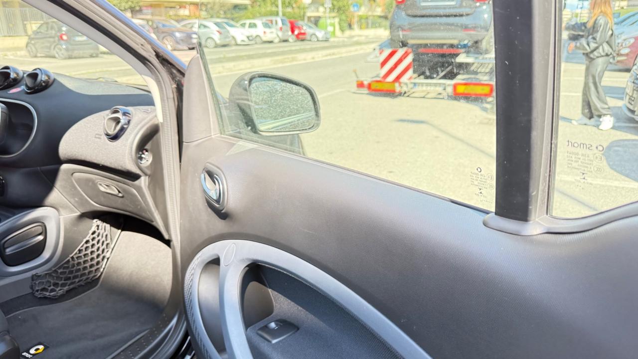 Smart ForTwo 90 0.9 Turbo twinamic Prime LED NAVI PELLE KAMERA PDC BLUETOOTH CERCHI 15 BRACCIOLO
