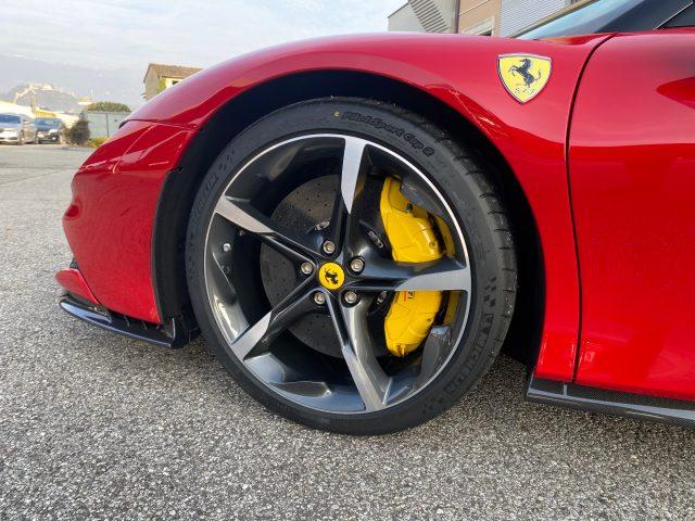 FERRARI SF90 Spider