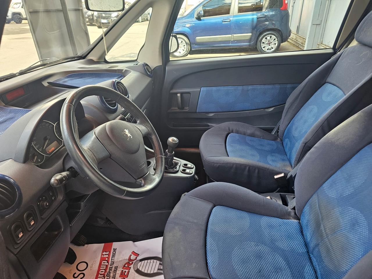 Peugeot 1007 1.4 Happy